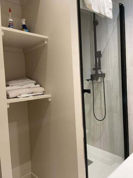 Studio Equipe En Rez De Jardin Villeurbanne Kültér fotó